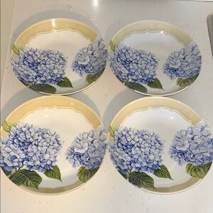 SH Home Hydrangea Blue Floral Dinner Plates - Set of 4